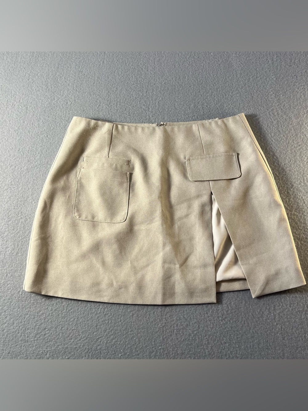 White Fox Beige Mini Skirt Women's Size M Faux Wrap Pocket Detail Lined